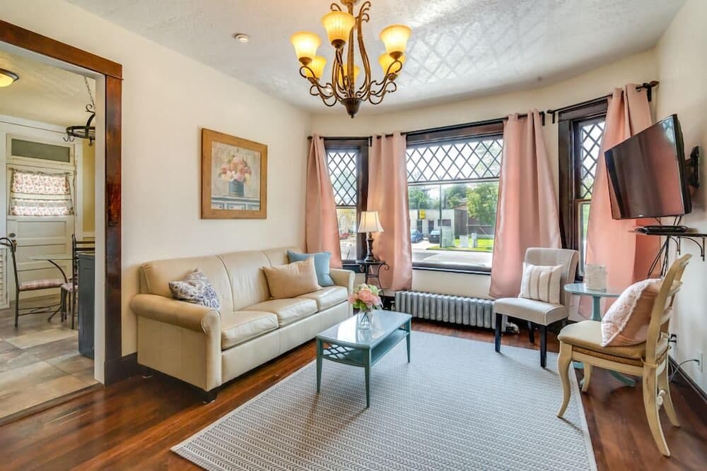 Aspenwood Manor South gallery photo in Provo, UT — image 143