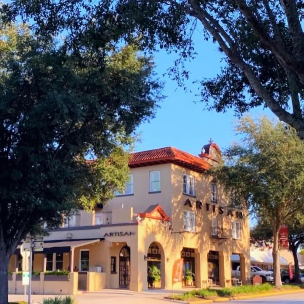 Artisan Downtown gallery photo in DeLand, FL — image 60