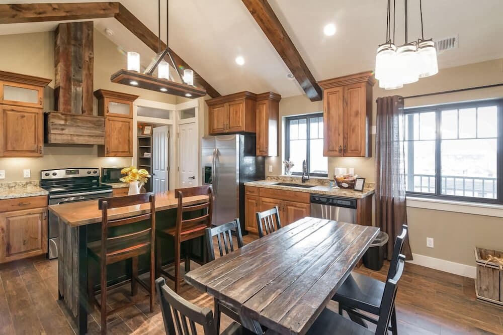 Aspenwood Manor gallery photo in Provo, UT — image 99