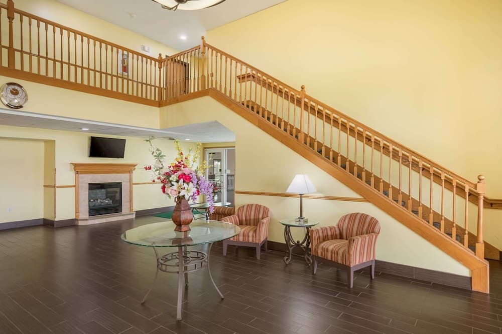 Quality Inn Edgerton property views in Edgerton, WI — gallery photo 3