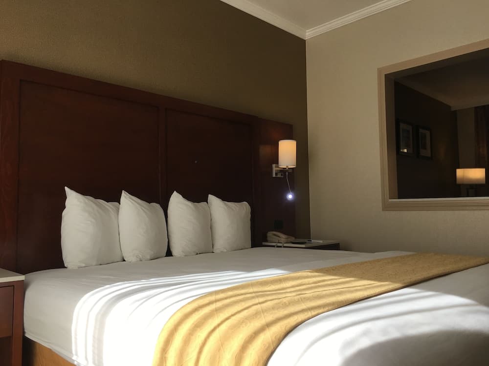 MainStay Suites John Wayne Airport by Choice Hotels gallery photo in Santa Ana, CA — image 89