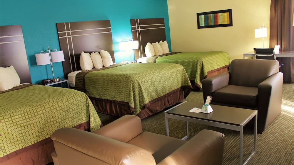 Best Western Inn Of Nacogdoches property views in Nacogdoches, TX — gallery photo 3