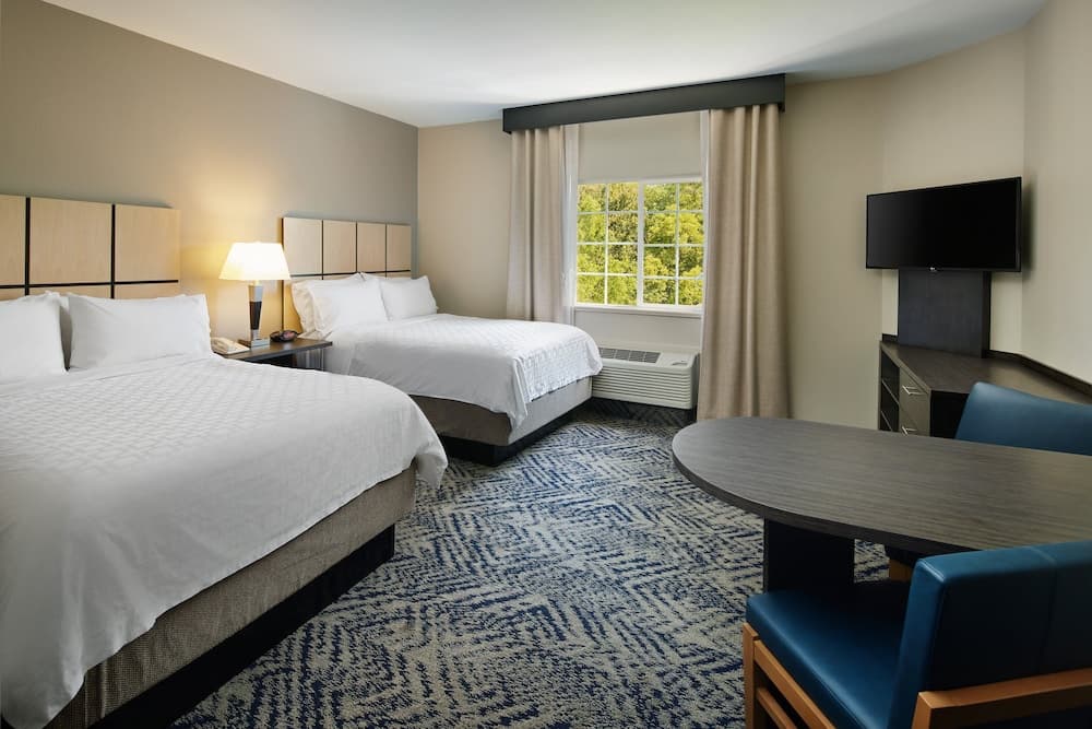 Candlewood Suites I-26 at Northwoods Mall by IHG gallery photo in North Charleston, SC — image 18