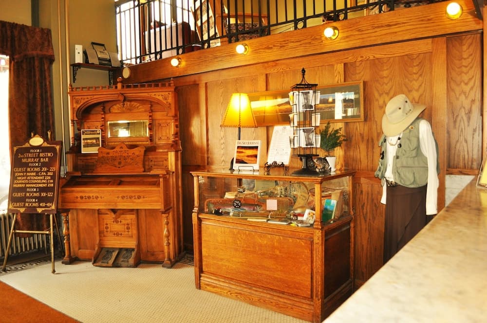 Murray Hotel property views in Livingston, MT — gallery photo 3