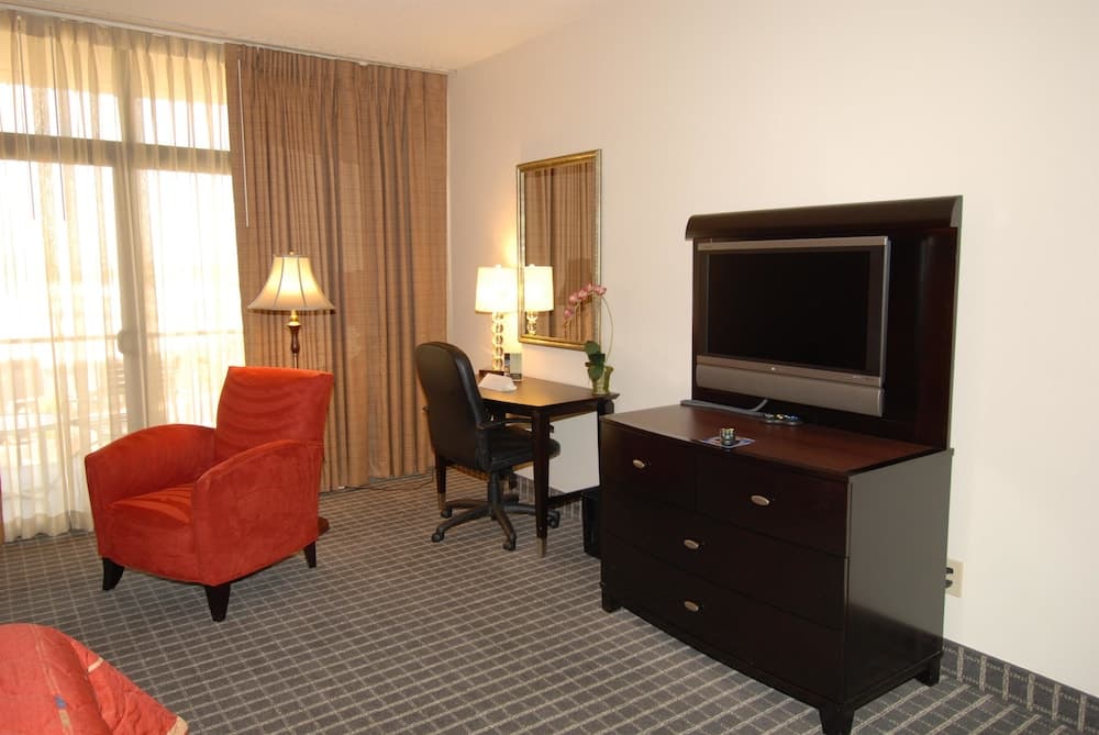 Oakland Airport Executive Hotel gallery photo in Oakland, CA — image 42