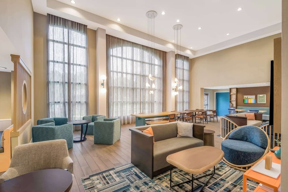 Sonesta ES Suites San Antonio Downtown Alamo Plaza property views in San Antonio, TX — gallery photo 3