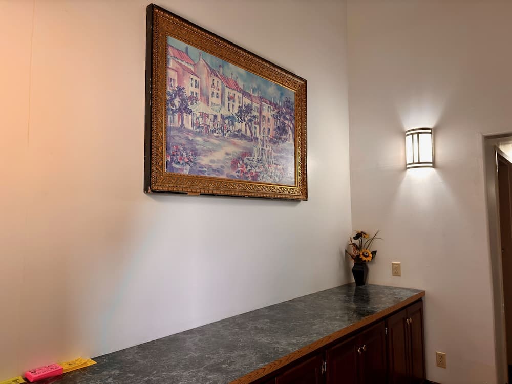 Passport Inn gallery photo in Paradise — image 27