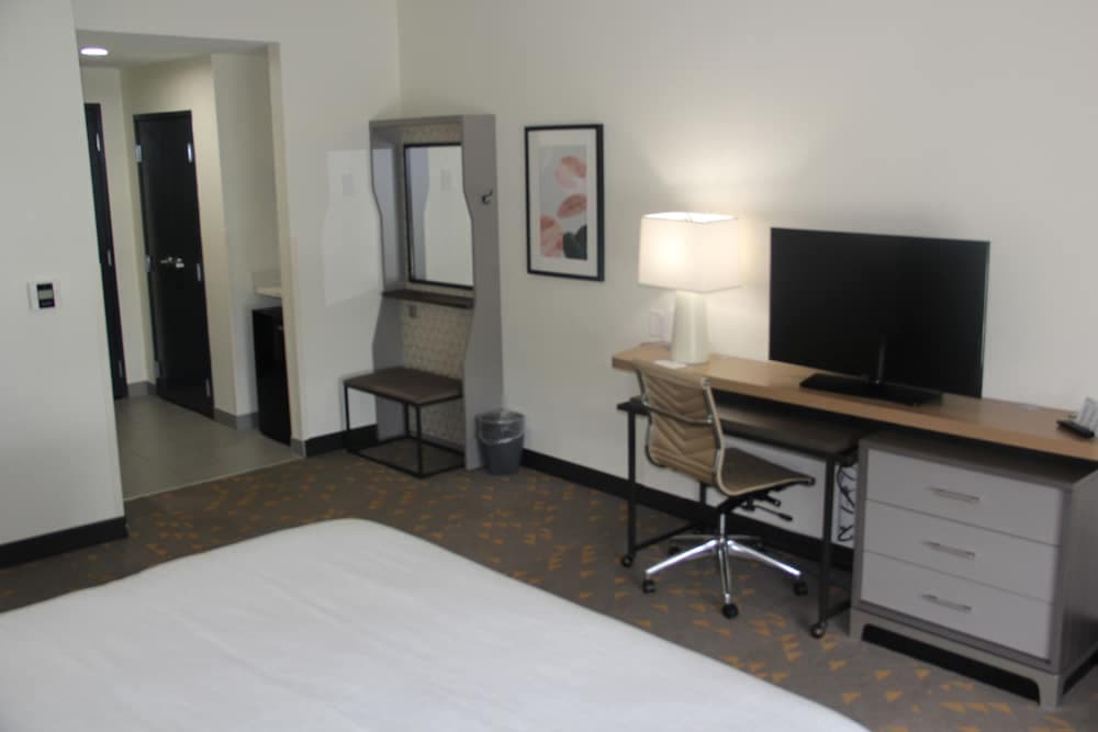 Holiday Inn Southaven Central - Memphis by IHG gallery photo in Southaven, MS — image 35