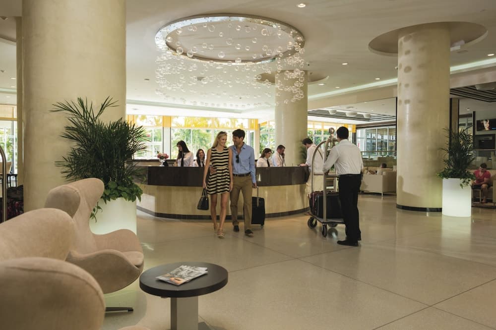 Hotel Riu Plaza Miami Beach interior in Miami Beach, FL — gallery photo 2
