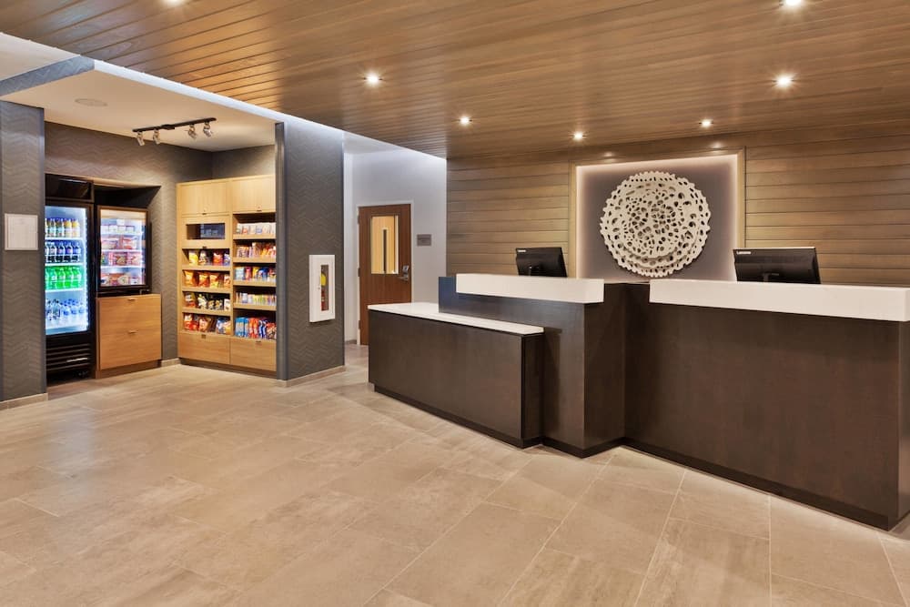 Fairfield Inn & Suites by Marriott Birmingham Colonnade property views in Birmingham, AL — gallery photo 3
