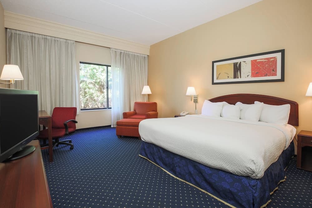Courtyard Flint by Marriott gallery photo in Flint, MI — image 16