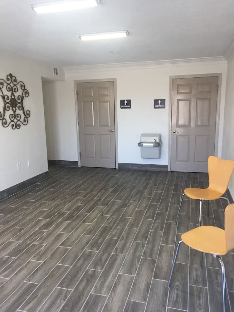 Extended Stay interior in Pensacola, FL — gallery photo 2