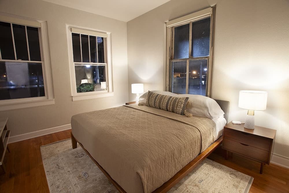 Greyhound Inn property views in Tyler, TX — gallery photo 3