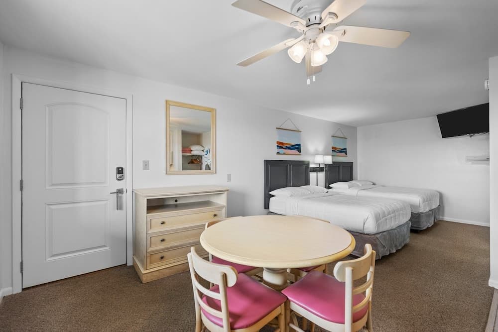 The Beach House gallery photo in Carolina Beach, NC — image 16