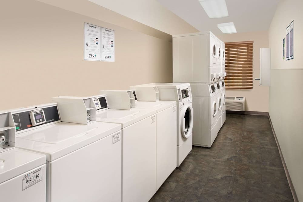 WoodSpring Suites Memphis East I-40 property views in Memphis, TN — gallery photo 3