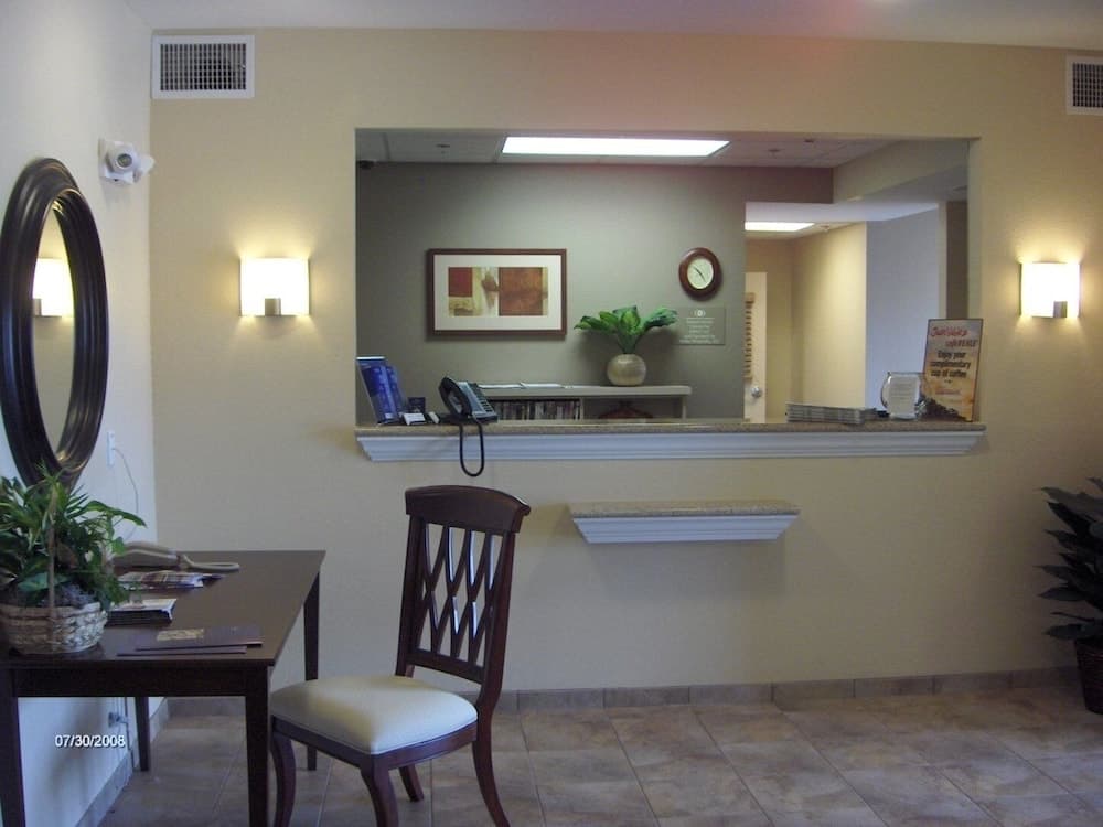 Candlewood Suites Paducah by IHG interior in Paducah, KY — gallery photo 2