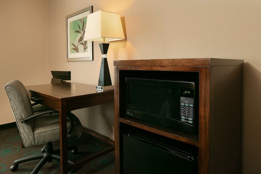 Hampton Inn & Suites Lincoln - Northeast I-80 property views in Lincoln, NE — gallery photo 3