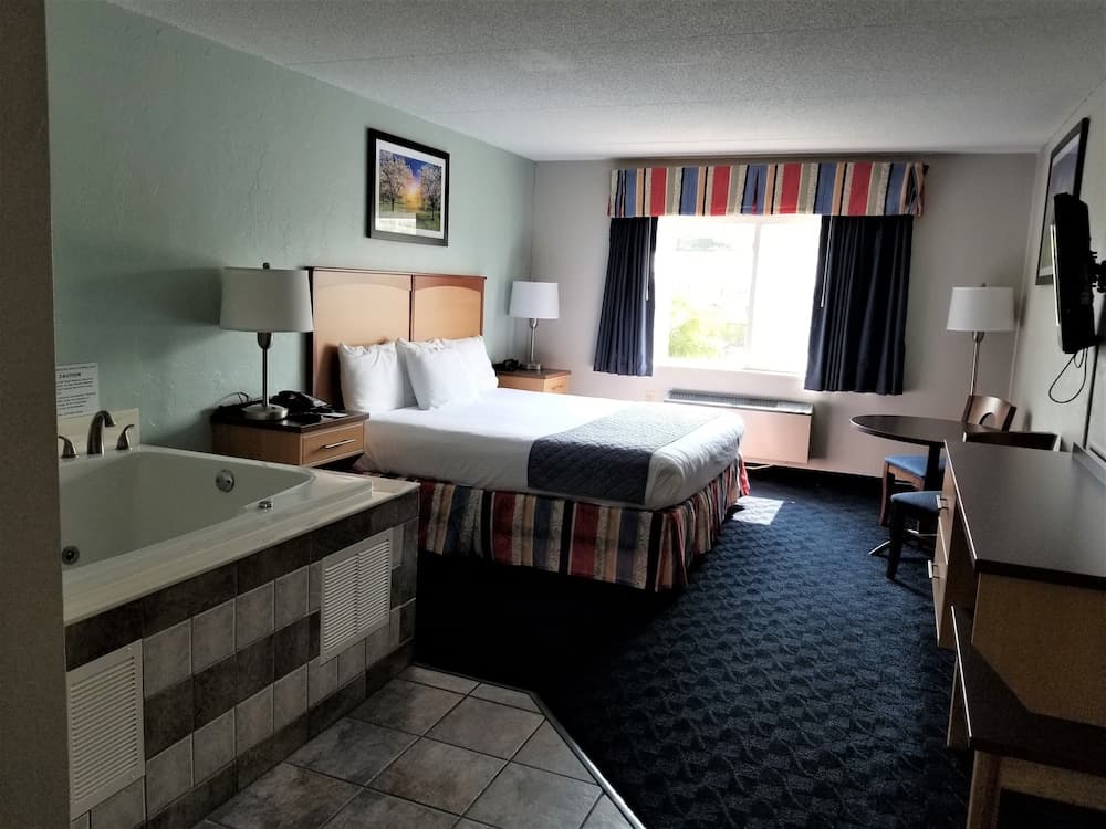 Dunes Waterfront Resort gallery photo in Mears, MI — image 35