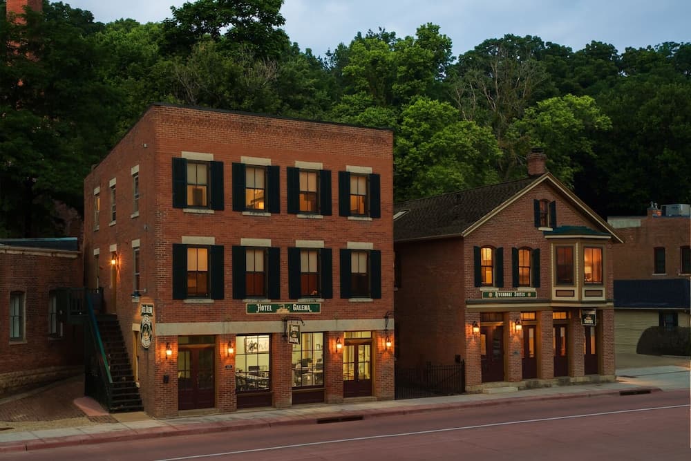 Hotel Galena featured exterior or lobby in Galena, IL — similar hotel