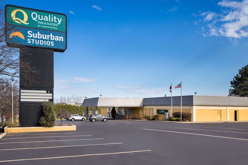 Suburban Studios Syracuse Fairgrounds gallery photo in Syracuse, NY — image 6