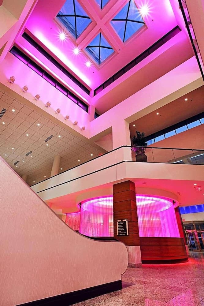 Radisson Plaza Hotel at Kalamazoo Center gallery photo in Kalamazoo, MI — image 35