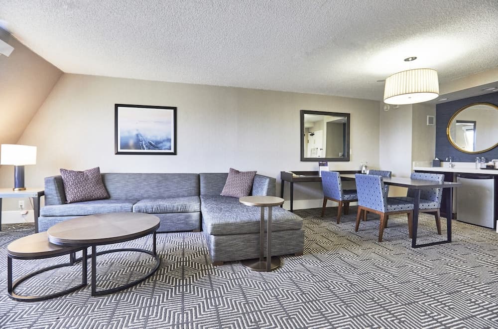 Hotel Riu Plaza Fisherman's Wharf interior in San Francisco, CA — gallery photo 2