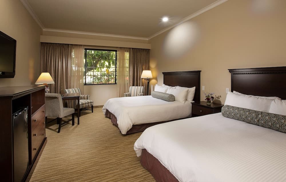 Coast Burbank Hotel gallery photo in Burbank, CA — image 17