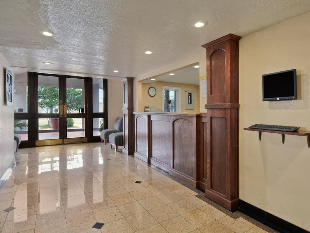 The Inn at Market Square property views in San Antonio, TX — gallery photo 3
