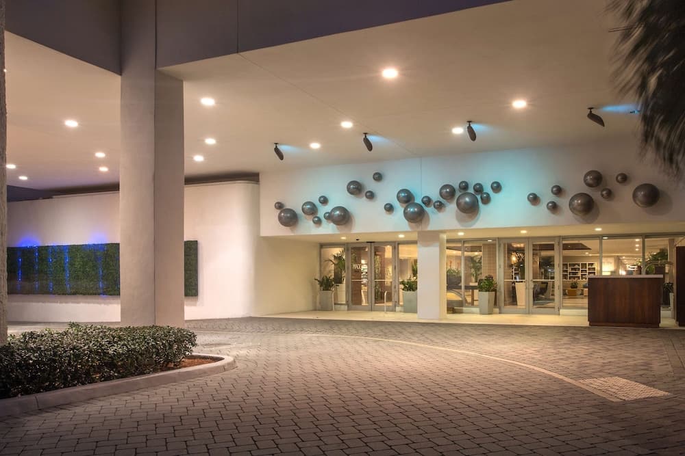 Doubletree Resort by Hilton Hollywood Beach — hotel in Hollywood, Florida