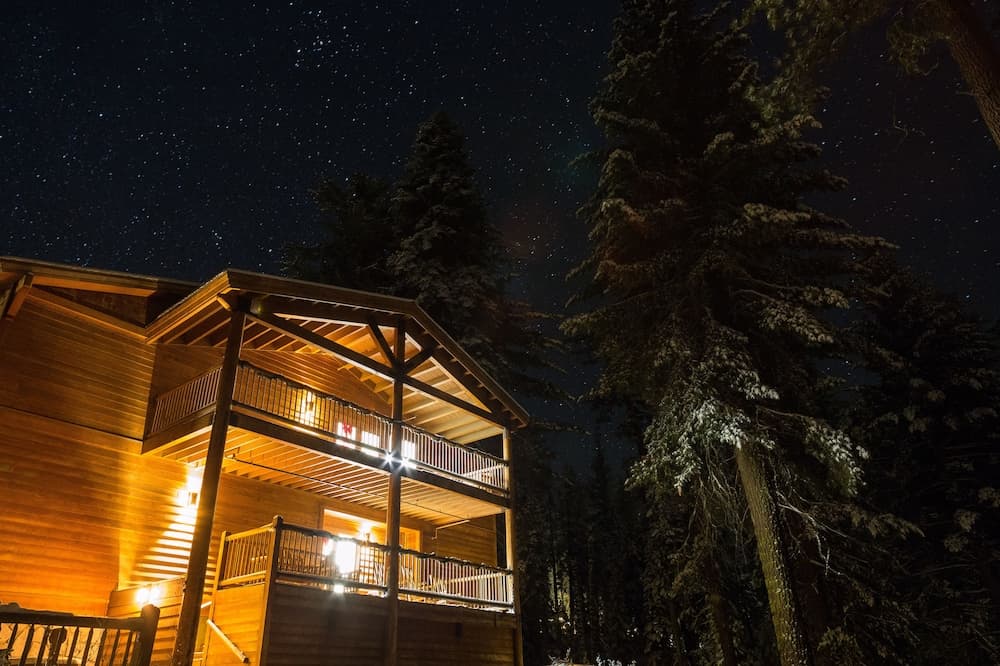 John Muir Lodge gallery photo in Hume, CA — image 55