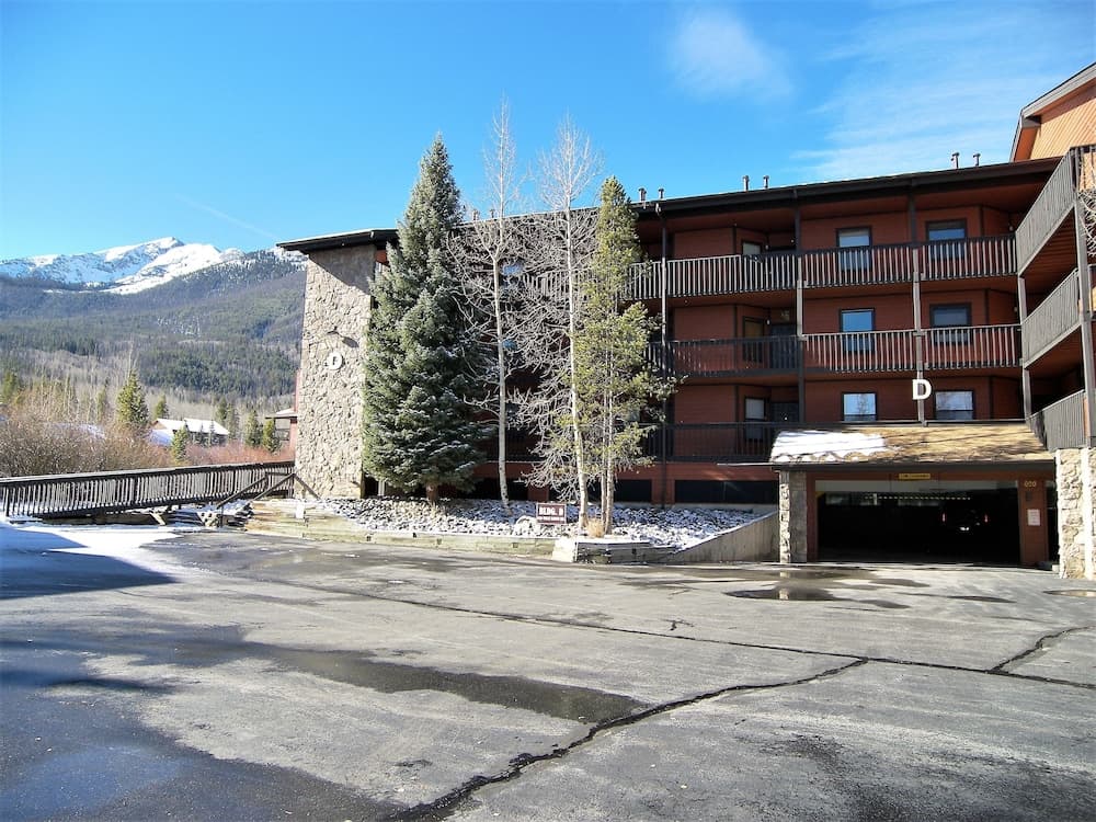 Mountainside 2 Bed 2 Bath featured exterior or lobby in Frisco, CO — similar hotel