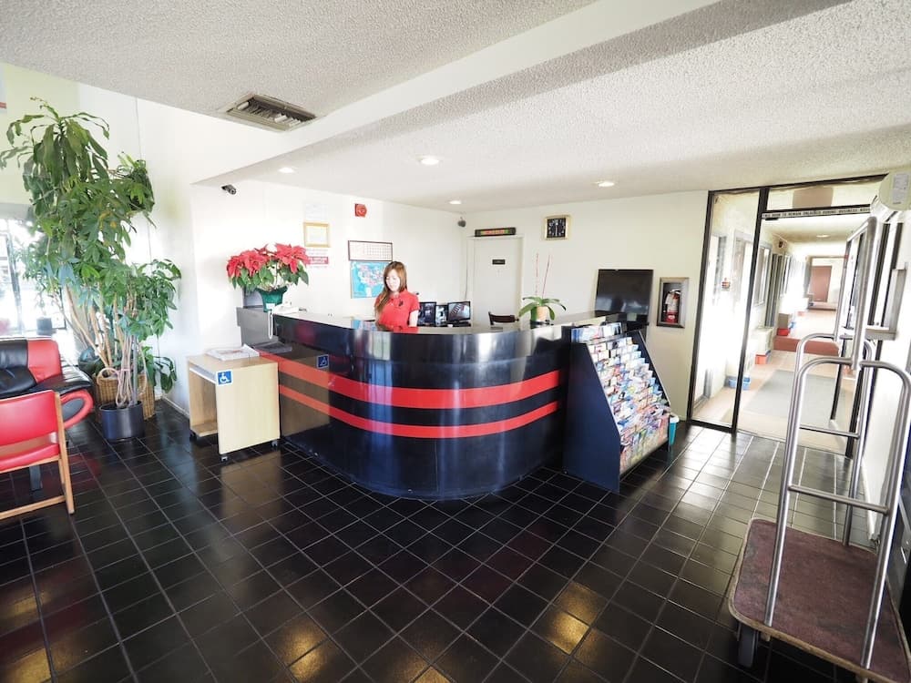 Grand Inn property views in Monterey Park, CA — gallery photo 3