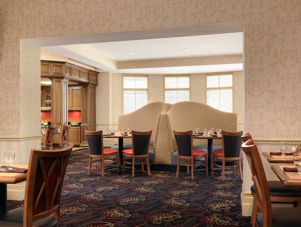 President Abraham Lincoln Springfield - DoubleTree by Hilton gallery photo in Springfield, IL — image 56