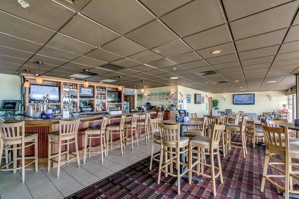 Bay Watch Resort - by Vacasa gallery photo in Myrtle Beach, SC — image 35