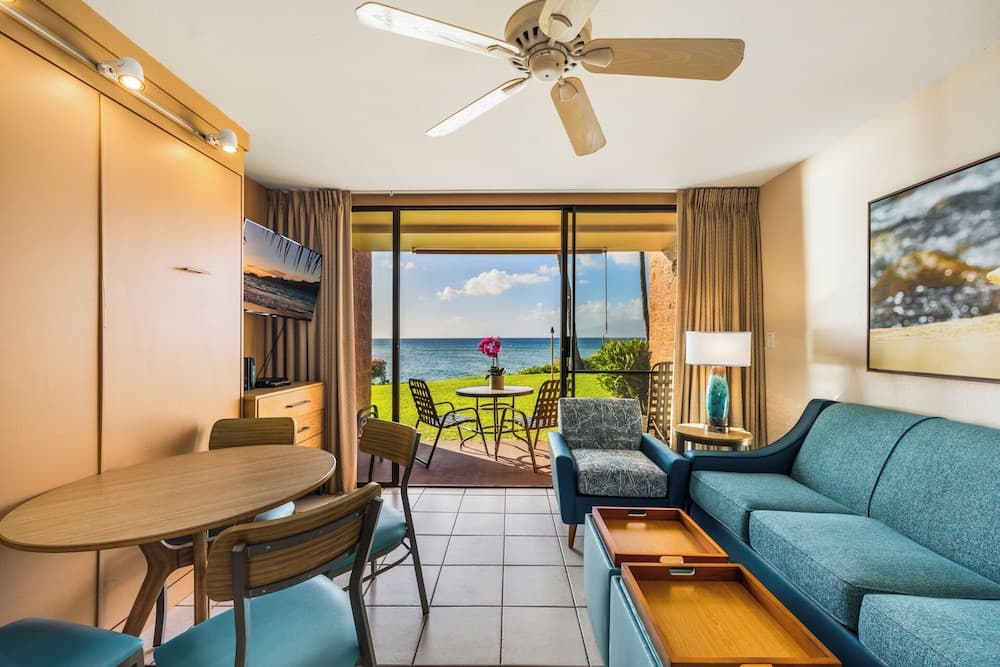 Kuleana Club - 606 featured exterior or lobby in Lahaina, HI — similar hotel
