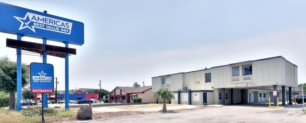Americas Best Value Inn San Antonio Airport South — hotel in San Antonio, Texas