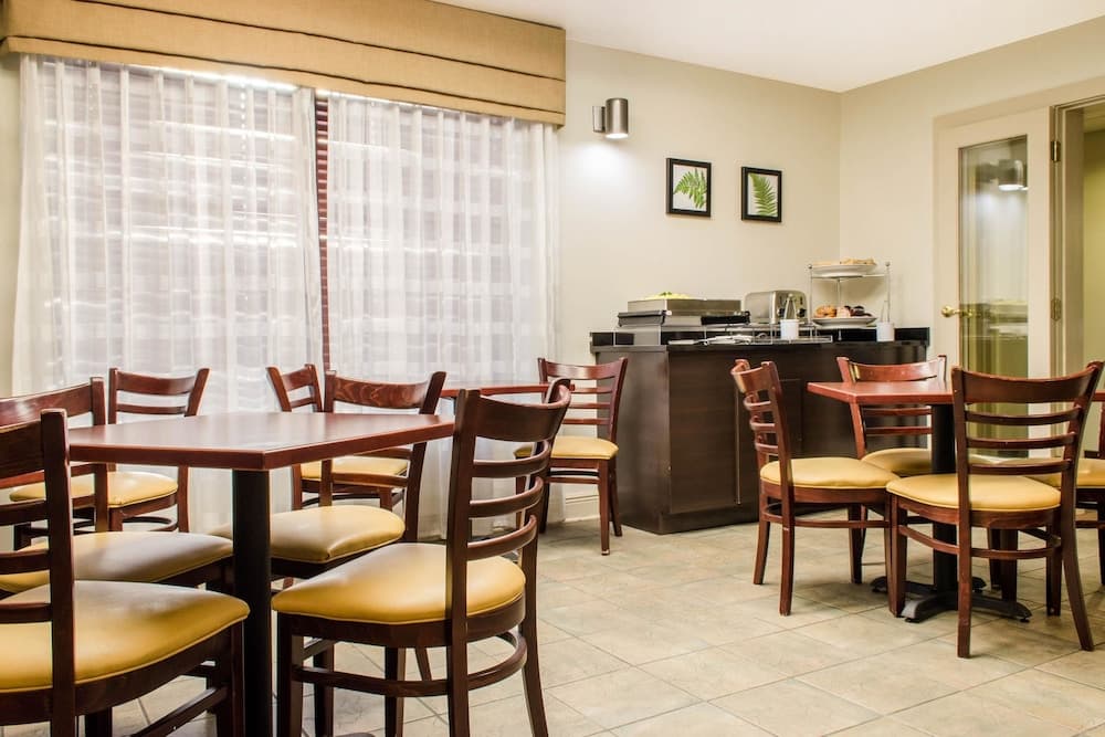 Sleep Inn & Suites Metairie - New Orleans West gallery photo in Metairie, LA — image 23