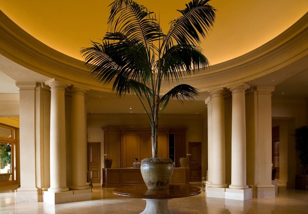 The Resort at Pelican Hill interior in Newport Beach, CA — gallery photo 2