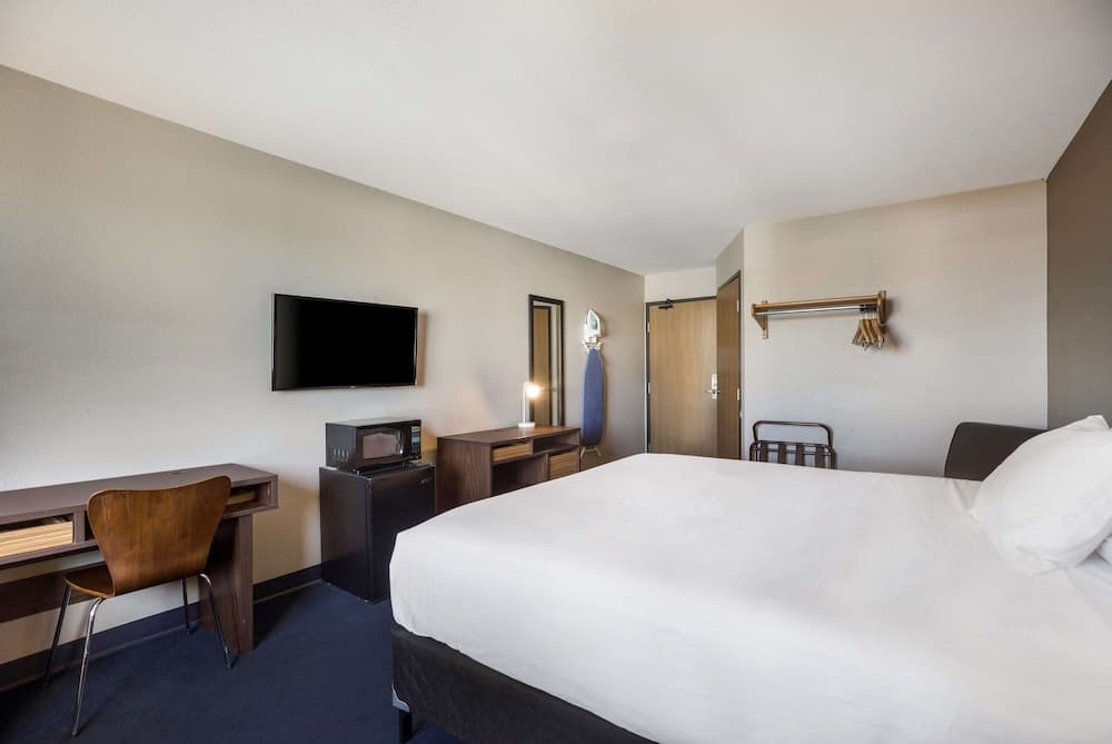 Americas Best Value Inn Sparks gallery photo in Sparks, NV — image 12