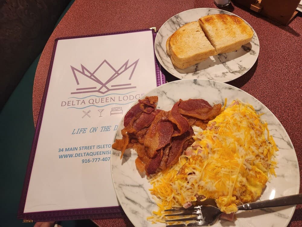 Delta Queen Lodge Bar Restaurant gallery photo in Isleton, CA — image 44