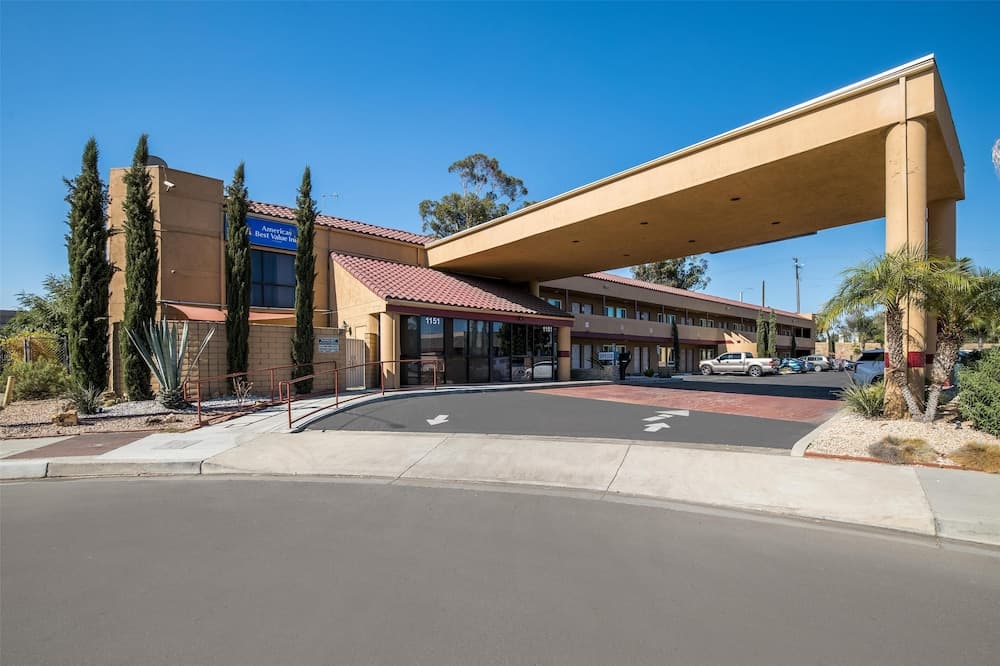 Americas Best Value Inn Redlands San Bernardino featured exterior or lobby in Redlands, CA — similar hotel