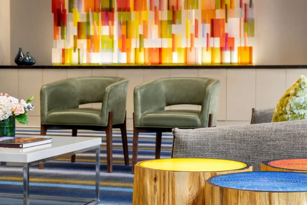 Hilton Motif Seattle interior in Seattle, WA — gallery photo 2