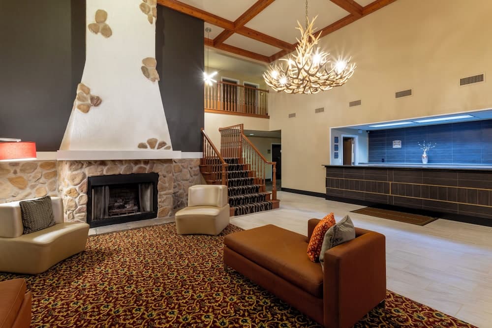 GrandStay Hotel & Suites - Waunakee interior in Waunakee, WI — gallery photo 2