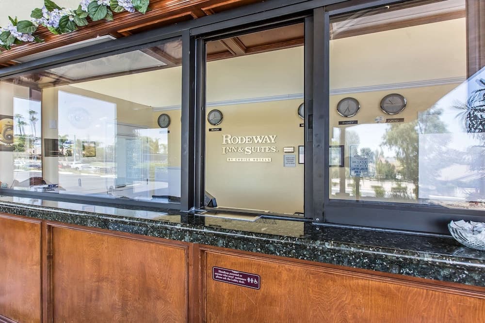 Rodeway Inn & Suites Canyon Lake-Menifee West interior in Menifee, CA — gallery photo 2