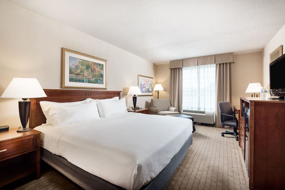 Holiday Inn Johnstown-Gloversville by IHG interior in Johnstown, NY — gallery photo 2