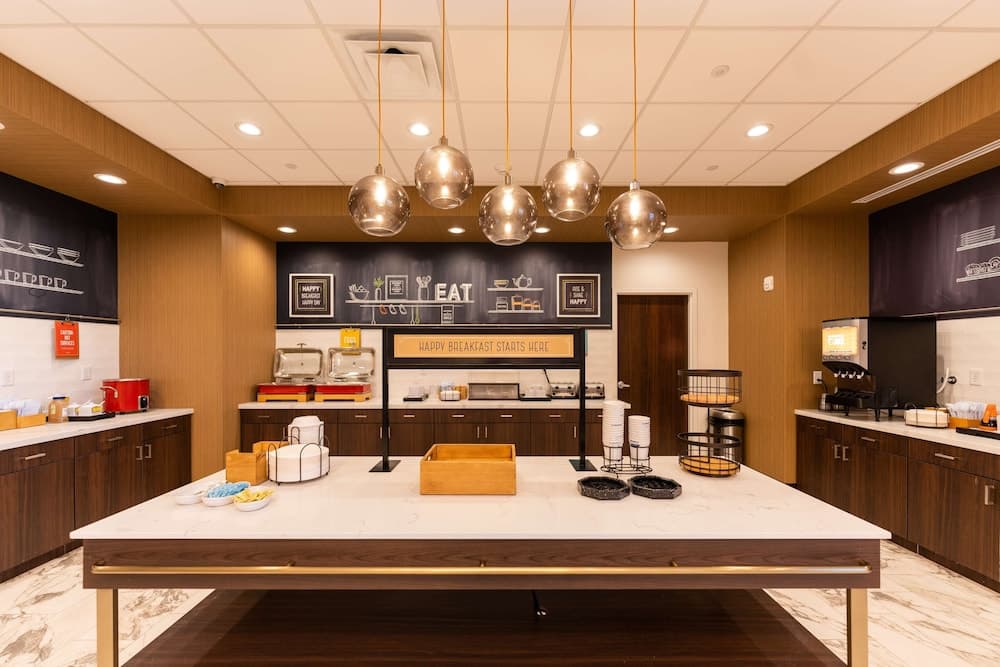 Hampton Inn & Suites Houston Sugar Land gallery photo in Sugar Land, TX — image 61