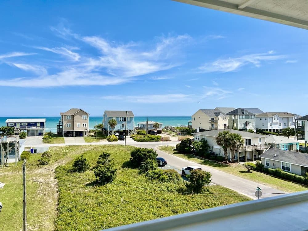 Saltwater Suites gallery photo in Holly Ridge, NC — image 30