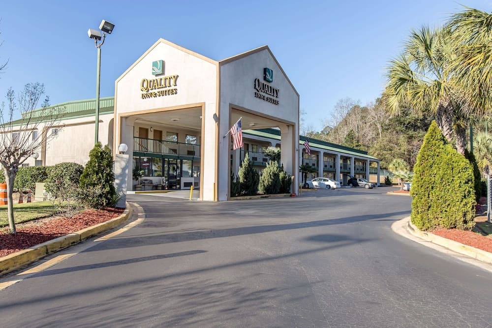 Quality Inn & Suites Macon North — hotel in Macon, Georgia
