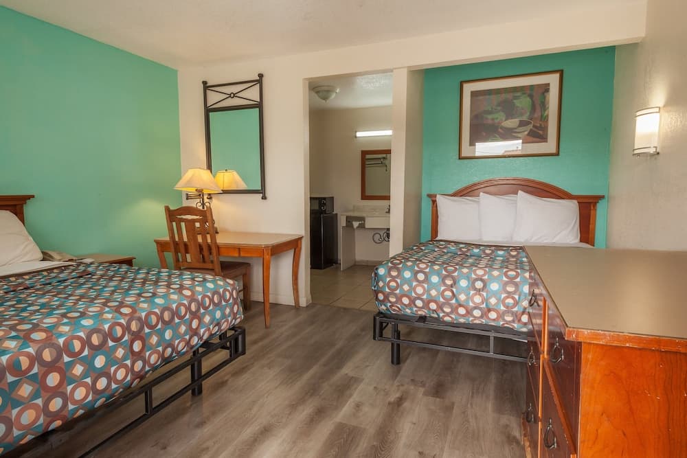 Vagabond Inn Hemet gallery photo in Hemet, CA — image 19