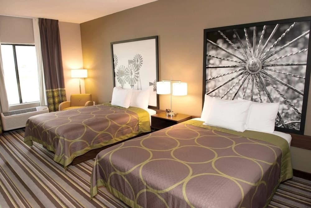 Super 8 by Wyndham Stanton property views in Stanton, TX — gallery photo 3